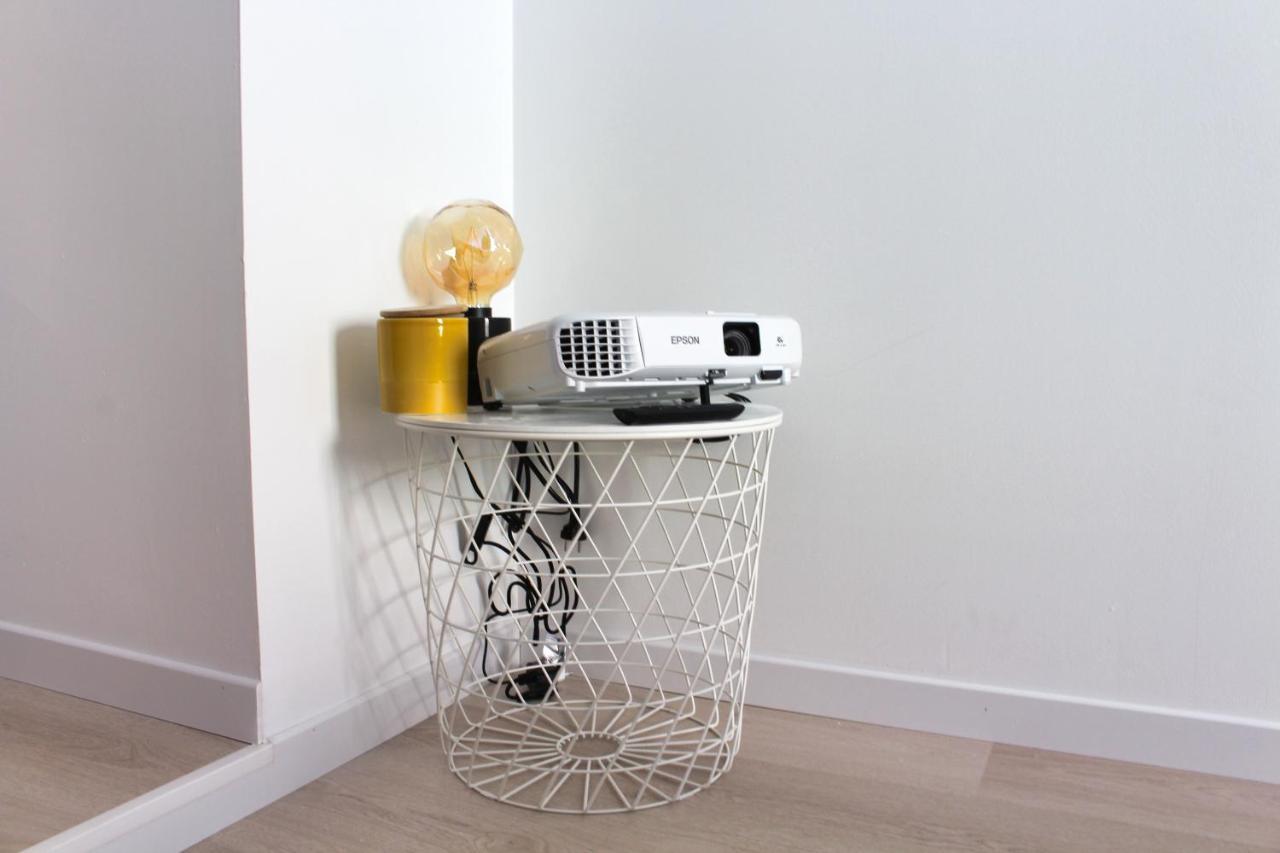 Studio Videoprojecteur & Popcorn - Proche Victoire Apartment Bordeaux Exterior photo